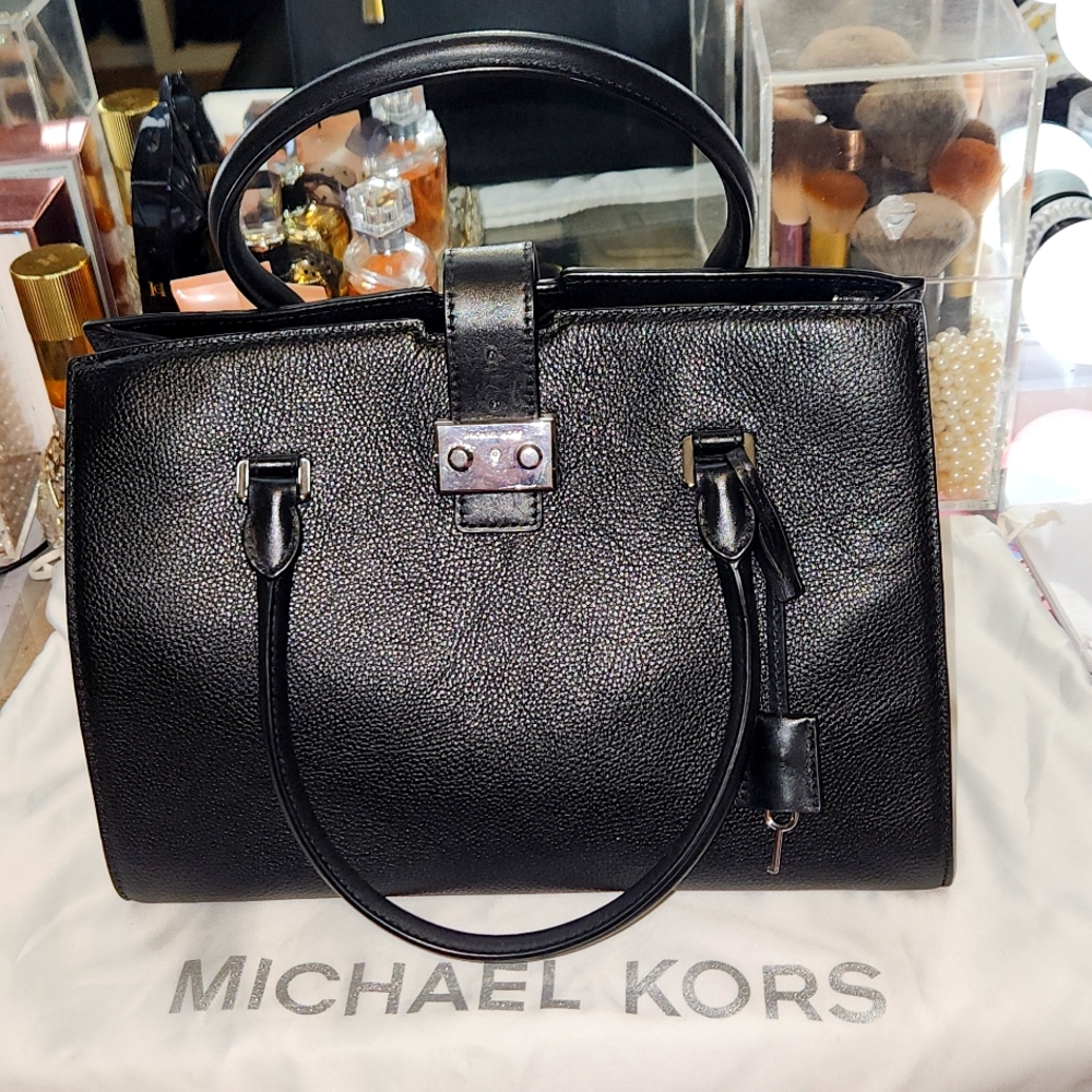 Michael kors large satchel leather handbag black